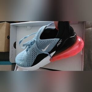 Nike Air Max 270 Blue and Black Sneakers